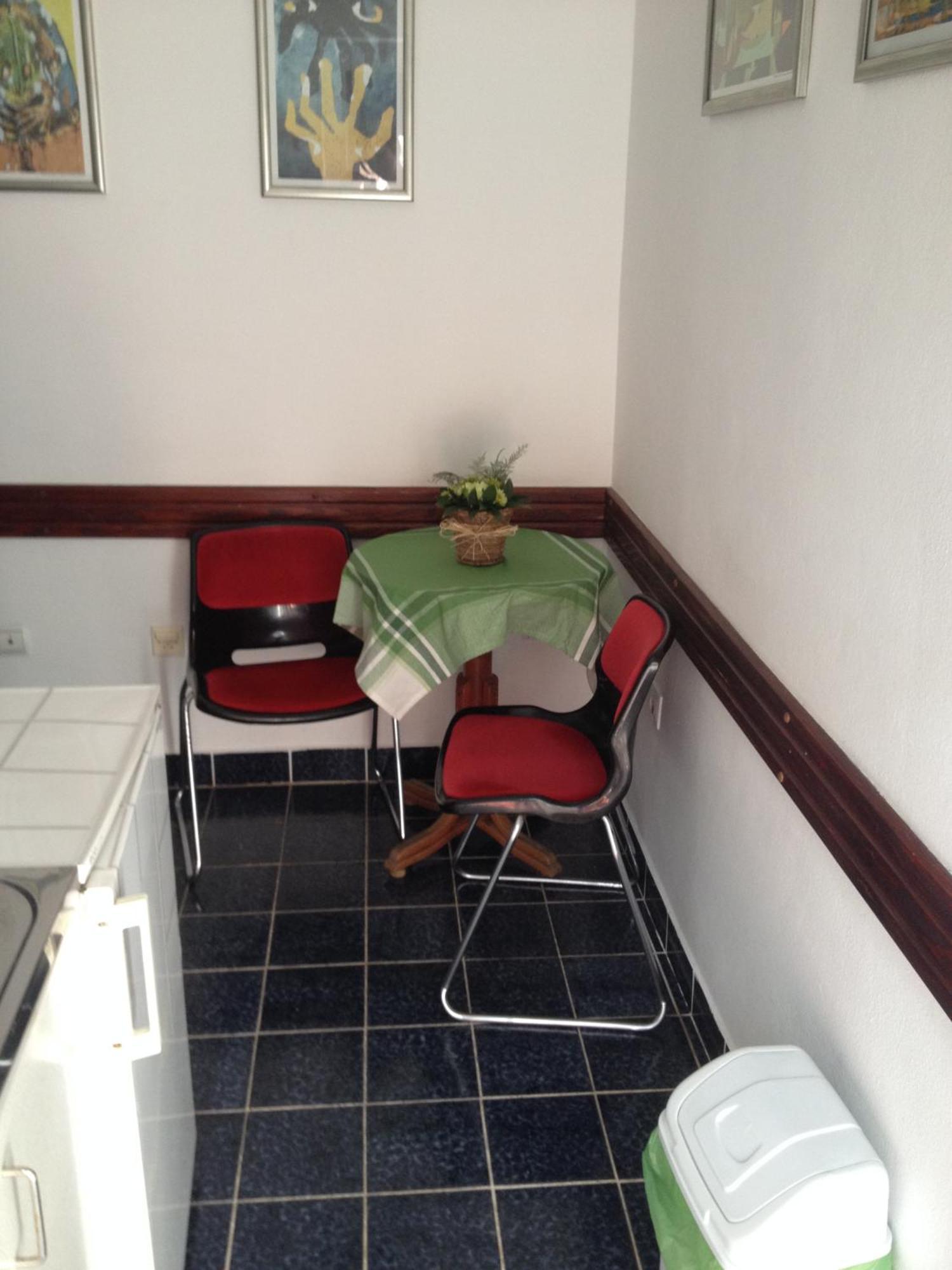 Apartments Holiday Budva Rum bild