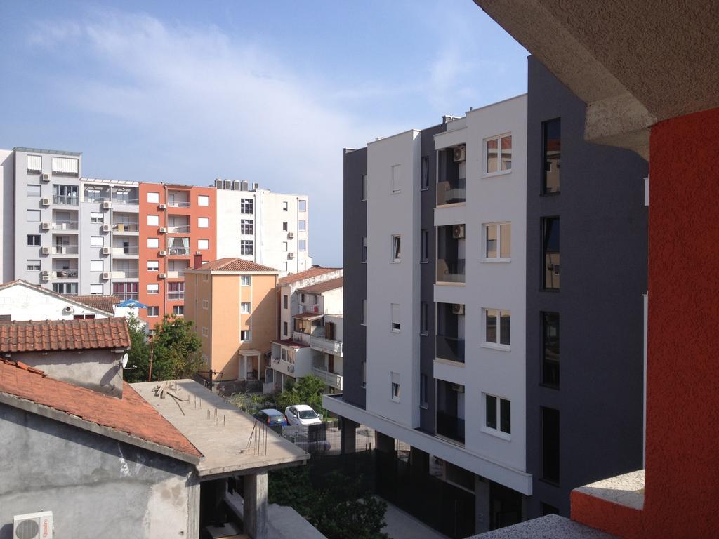 Apartments Holiday Budva Rum bild