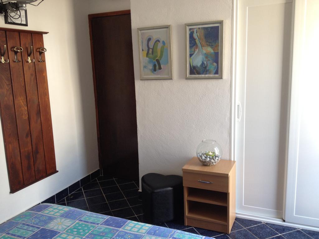 Apartments Holiday Budva Rum bild