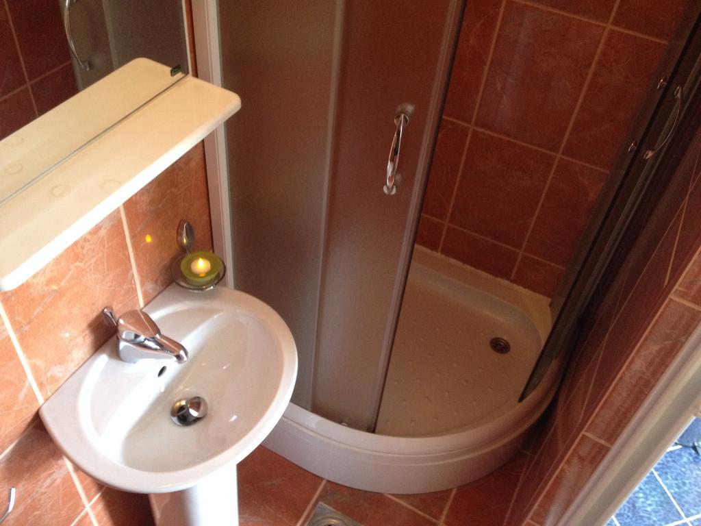 Apartments Holiday Budva Rum bild