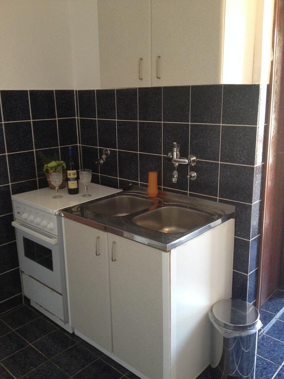 Apartments Holiday Budva Rum bild