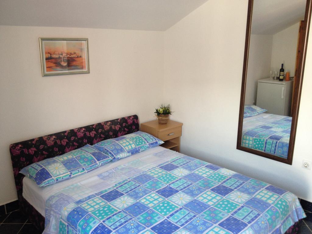 Apartments Holiday Budva Exteriör bild