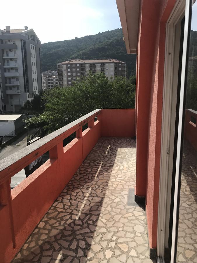 Apartments Holiday Budva Exteriör bild